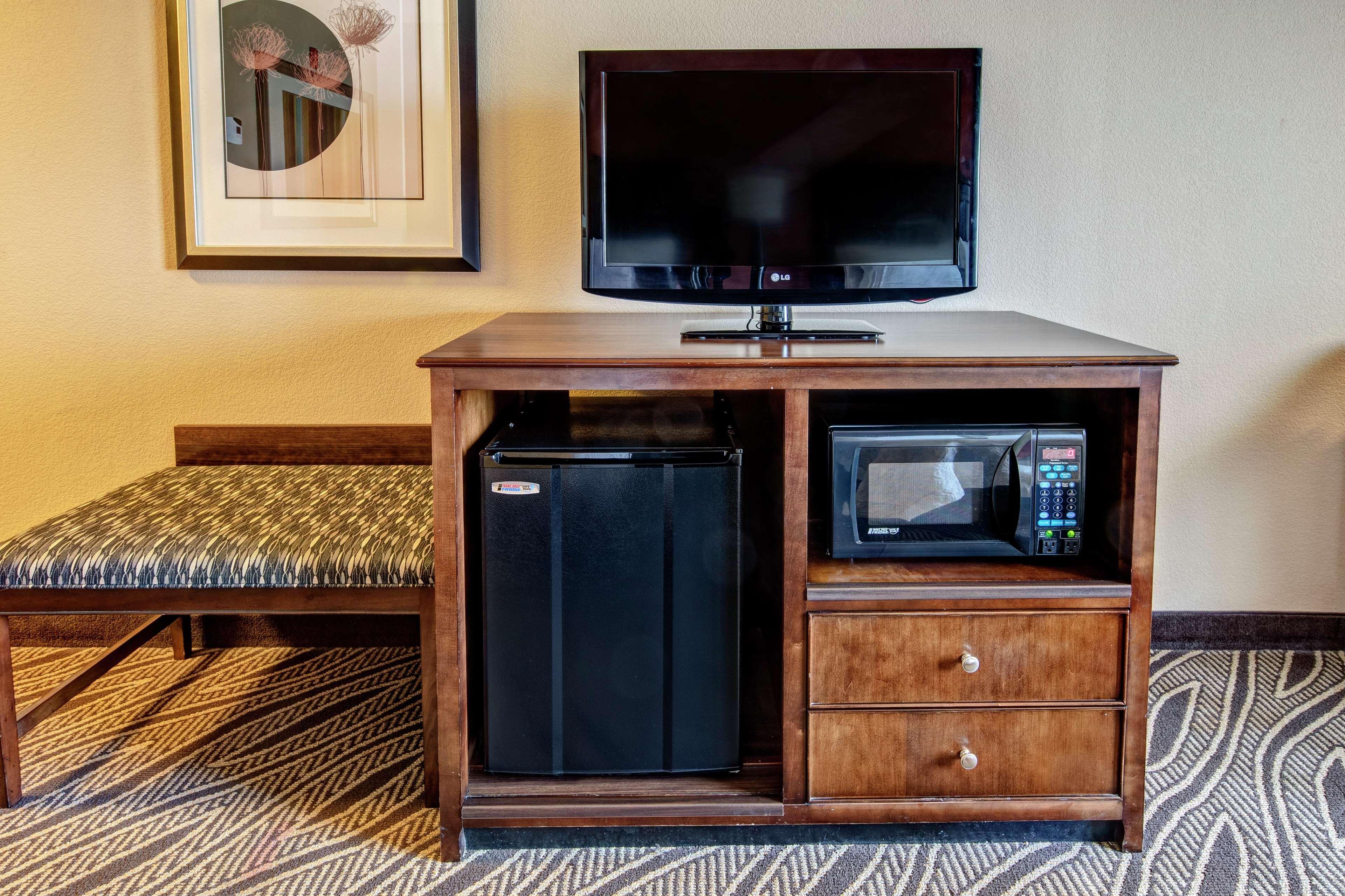 Hampton Inn Блайтвил Екстериор снимка