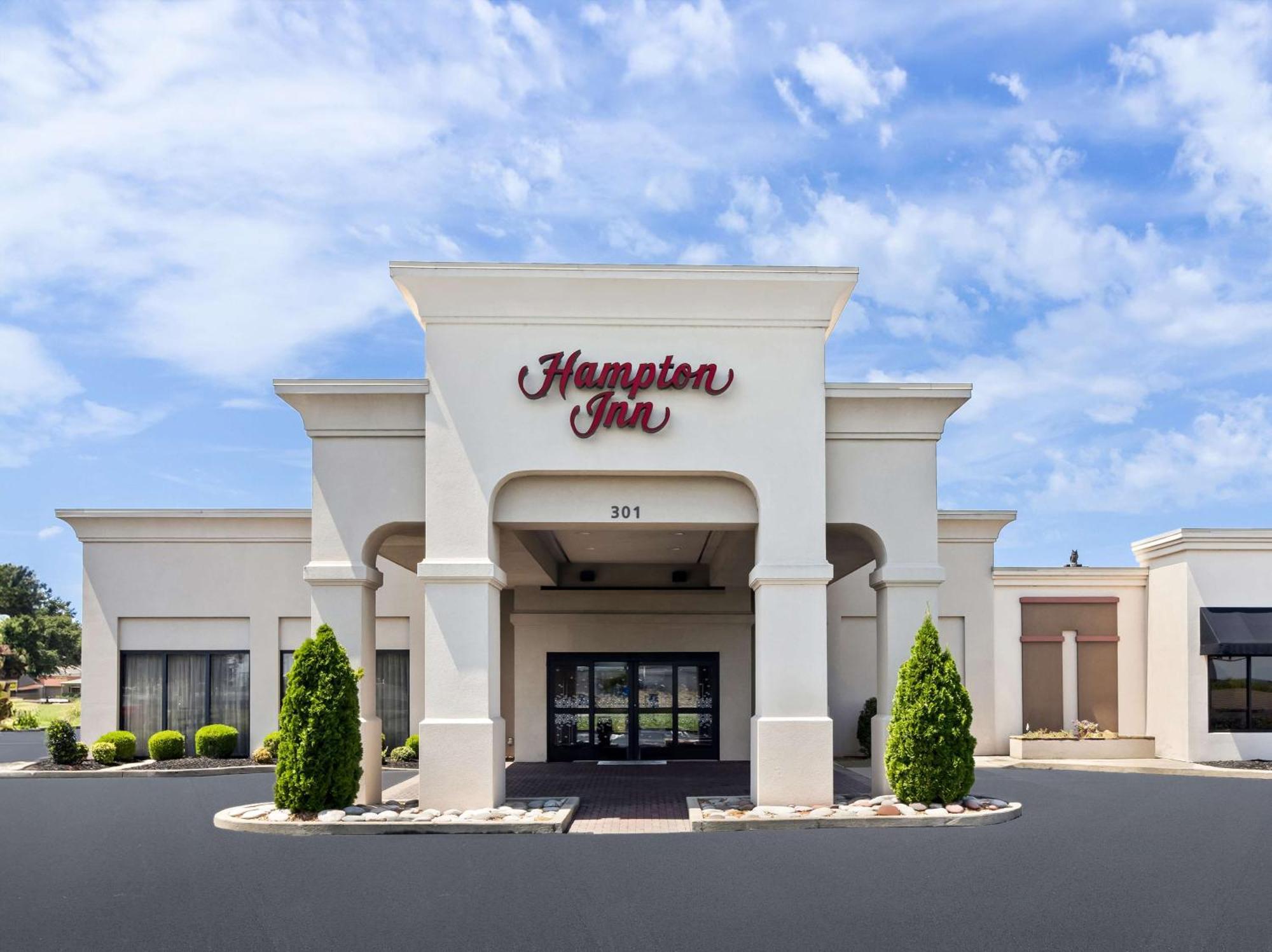Hampton Inn Блайтвил Екстериор снимка