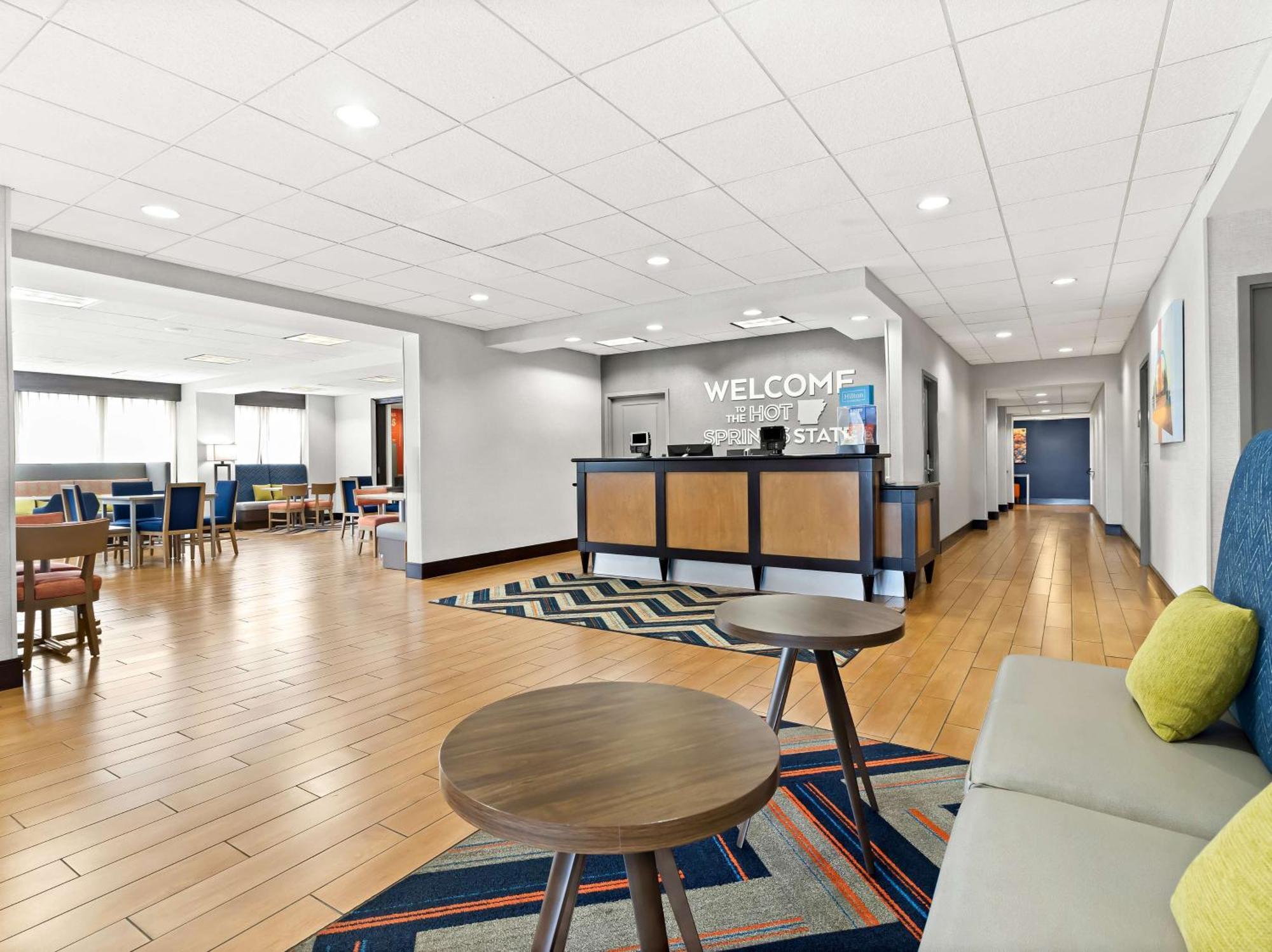 Hampton Inn Блайтвил Екстериор снимка